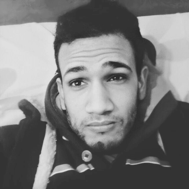 Milad Ezzat with family